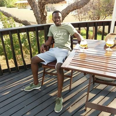 13Nangolo's profile picture. Stop wishing and make things happen #fx lifestyle 📊📉📈