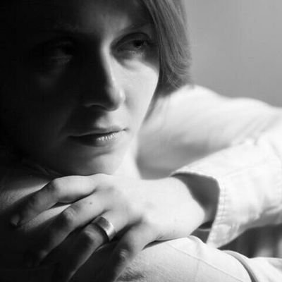 juliavolokh35's profile picture. Marketer in Tech / Woman / Lesbian / Feminist / Happily Married / Cat Person