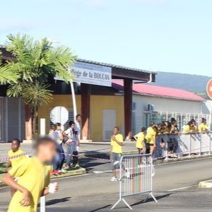 EPLE Académie Guadeloupe. Situé dans le quartier de La Boucan. Collège REP depuis 2015.Labellisé E3D.Collège chef de file de la Cité éducative de Sainte-Rose