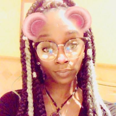 BOSS. Upcoming #SuicideGirl. #PoleEnthusiast. Model. #Dancer. Personality. #Poly 👩‍❤️‍👩💑 #TattedUp #TeamKENDRICKLAMAR ---SNAPCHAT: Inkd.Shotta