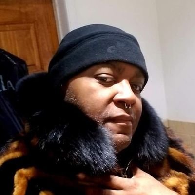A serious vocalist who's about to come into his own. Enjoys cooking, baking, crocheting and doing his own thang!