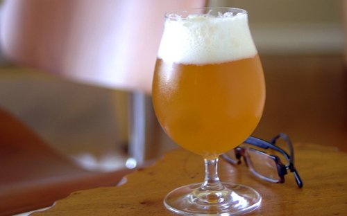 Civic Tap Room - An intimate eating room and boutique brewpub! Specializing in Texas brews and local food.
