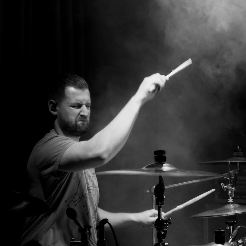 Senior iOS Developer/Team Leader in Wrocław (Poland) 🇵🇱 Also passionate drummer 🥁🥁 Since I’m #vegan I have to mention that I’m vegan 🌱