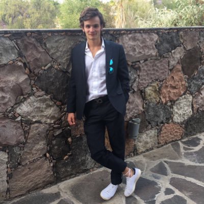 JoseLuisAlberd2's profile picture. Entrepreneur-- Law Student-- Bar Brother