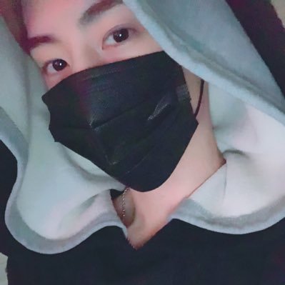 ♡|◕‿◕|♡ 🌸⋆🌸 “𝐵𝑒𝒶𝓊𝓉𝓎 𝒾𝓈 𝓃𝑜𝓉 𝒾𝓃 𝓉𝒽𝑒 𝒻𝒶𝒸𝑒, 𝒷𝑒𝒶𝓊𝓉𝓎 𝒾𝓈 𝒶 𝓁𝒾𝑔𝒽𝓉 𝒾𝓃 𝓉𝒽𝑒 𝒽𝑒𝒶𝓇𝓉. - 𝒦𝒽𝒶𝓁𝒾𝓁 𝒢𝒾𝒷𝓇𝒶𝓃” 🌸⋆🌸