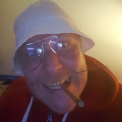 FunkmasterRed7's profile picture. Just here for the drama.