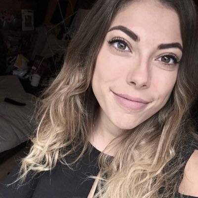 aboutabookclub's profile picture. #Bookblogger 📚24 year old book lover who smokes like a chimney, drinks like a fish and dresses like her mother. 🤓 CURRENTLY NOT ACCEPTING ARCS OR TOURS