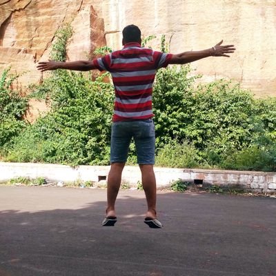 ashug136's profile picture. #traveller and loner