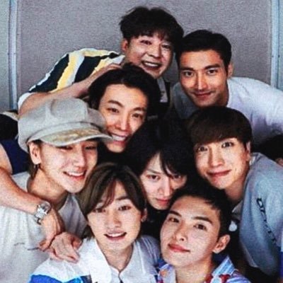 donghae is 99.9% fluff • come and go like a ghost 👻