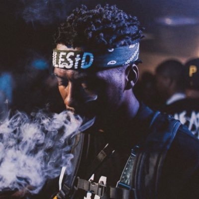 photographer/videographer.. Creator .. #GetFMLR #HippiePoetry #LifeGang #PhreshAlumni