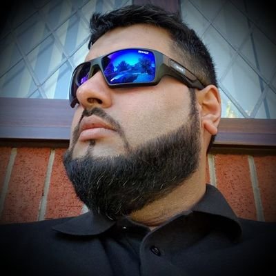 SafPatel17's profile picture. 