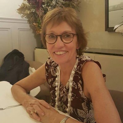 Profesora asociada de @ESADE Business & Law School. Directora General (2010-2018). Presidenta de la @CCFundacions