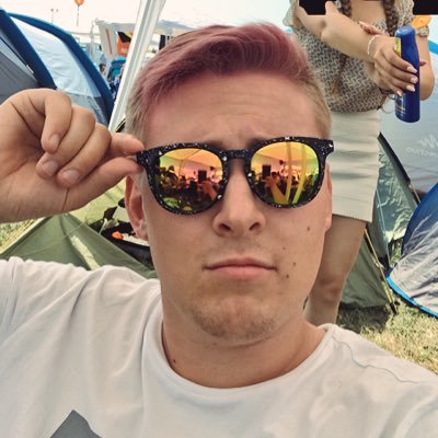 Paving my way through esports
Former: Sector One & Digital Sports | Tweets are my own opinion