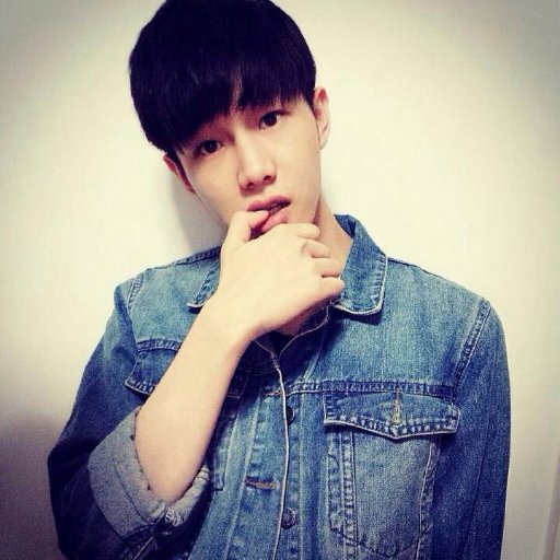 nenjiang1's profile picture. 