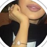 عَــايـش تــرفٌ ومــدلٓــــعـــيــنـهہ 💙.