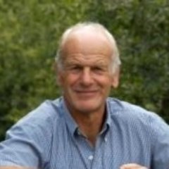 Director of Woodland Outreach at the Woodland Trust tweeting about our work with farmers & landowners, and the benefits of woods and trees. Views my own