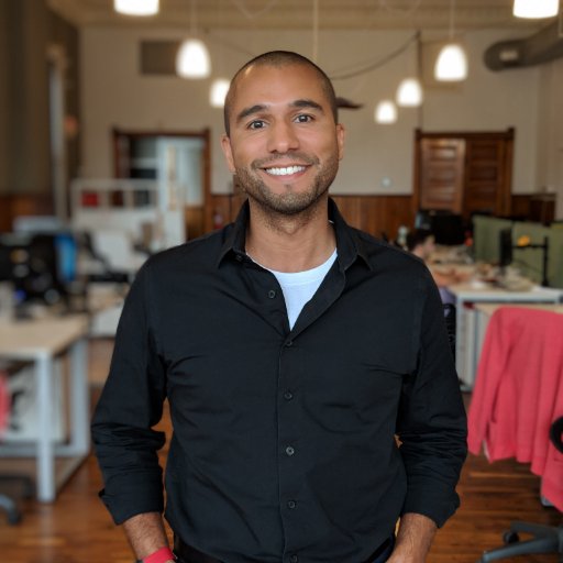 Digital marketer. Entrepreneur. Domain name nerd. Loving husband. Proud father.