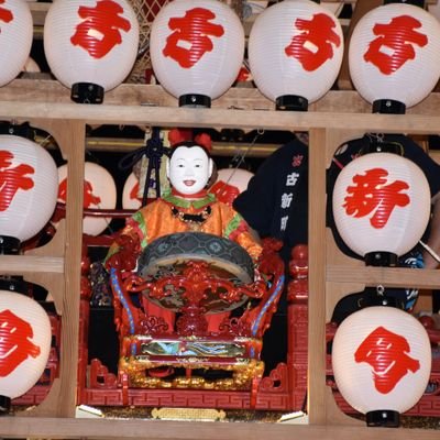正直な小市民
命短し恋せよ乙女　老紳士がブランコで歌っている
いいね