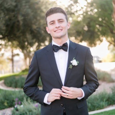 samwoodbury3's profile picture. Go Yankees!

Dad, LDS, Product @ Clozd