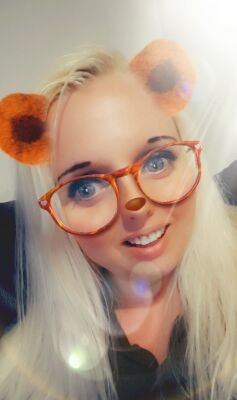 KirstyC09131607's profile picture. 