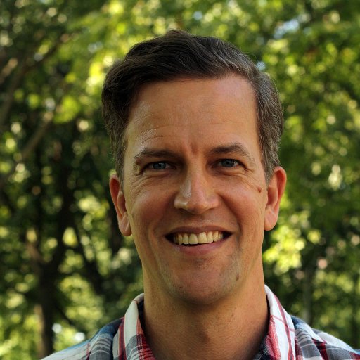 Educator | Researcher | Writer | Associate Professor of Ecology & Evolution at Pratt Institute - my tweets represent only me (he/him) - now acting chairperson!