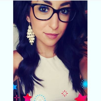 ToniMarie8291's profile picture. HairStylist/Business Degree/Manager/Fitness/Crafter. Be bold. Be brave. Be you.❤