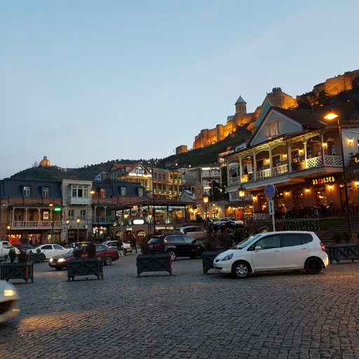 GlamorousDchan's profile picture. 