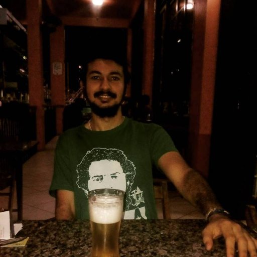 ⏳Estudante de Licenciatura em História - UFSM
❤@carolzoca_
🕯Umbandista
📰Colunista no Site - O Centro Sul