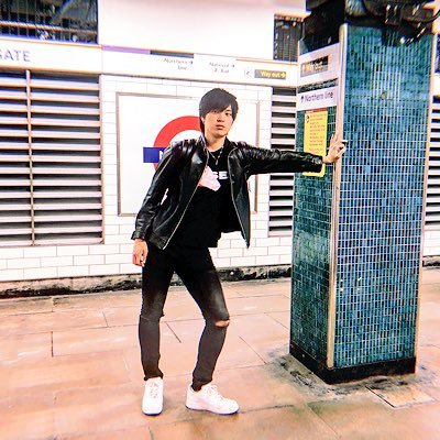 ヒカル Pa Twitter 身長180センチのイタリア人俳優 って去年渋谷で一緒にとった人やん 昨日テレビでてきて焦った しかも朝からフリスクのcmもやってきて驚きが隠せやん アレックス