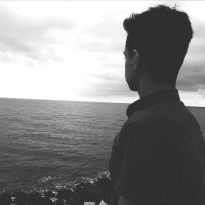 just_farzin's profile picture. 
