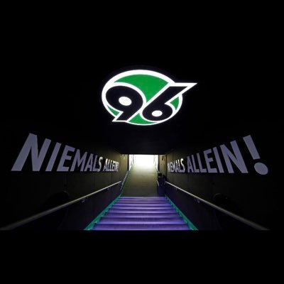 HeldArne's profile picture. ....ist interessiert an Themen zum E-Commerce bezogen auf den Kaufmann/-frau im E-Commerce.        Twittert auch zur großen Leidenschaft Hannover96...
