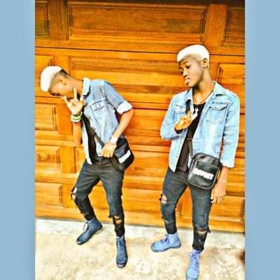 KbmKarabo's profile picture. 🔑Major _Twinnies💯🔥💦👉IFB🚶friendly MF💓👥
IG:Karabo Kbm Motlatsi