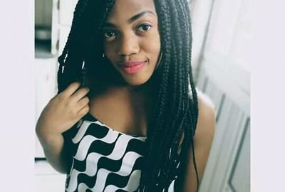 Nqobile71464174's profile picture. _IG:nqorhmillcent 
miily The author _BEAUTIFUL LIES💔🔥
adores unicorns and love food 🍩🍗🍕🍟 music is my medicine 😀♥🔊