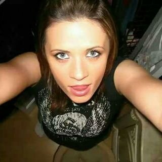 AndrewOlivia2's profile picture. 