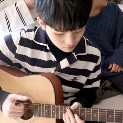 seventeenswz's profile picture. 사랑해 이지훈