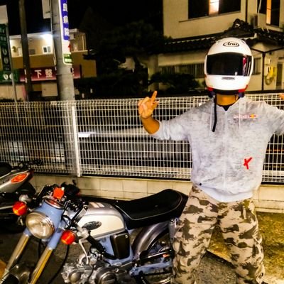 maki5648's profile picture. バイク乗ってます一眼レフチャレンジ中📷 無言フォローすいません！🙏