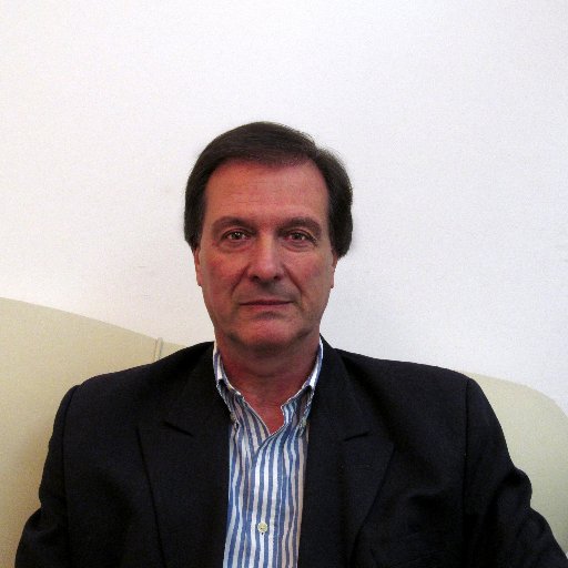 arquitecto, docente, Presidente Sociedad de Profesionales de Arquitectura y Urbanismo de La Plata Región Capital