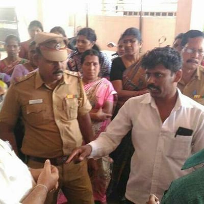 சமூக ஆர்வலர்