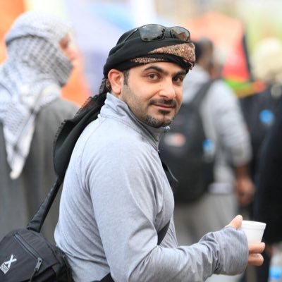 معزة النفس فيني من صغر سني مـن صـد عـنـي بيبطي ما تباطيته' مغنيني الله عـن اللي مغتني عني والرزق مـن غـيـر ربـي ما ترجيته'. ت:((٩٧٧٧٤٧٧٣))