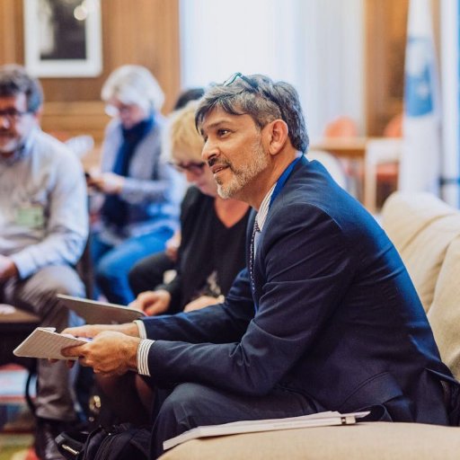 eddietapiero's profile picture. 