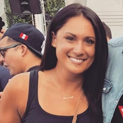 ChristenScarpa's profile picture. passionate about deep house, the ocean & collecting airline miles.