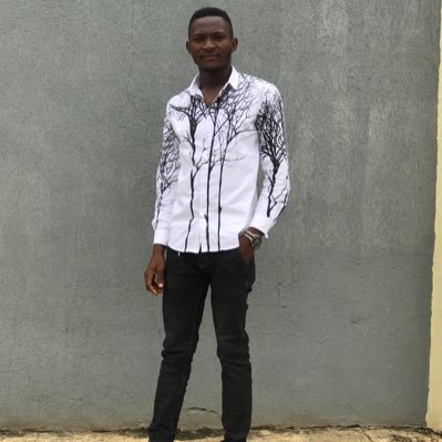 kennise12's profile picture. 