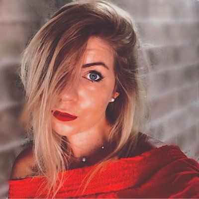 Oceane_mallet's profile picture. Un jour je suis née, depuis j'improvise. ✌️