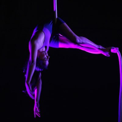 irnlyns's profile picture. The essence of all art is having pleasure in giving pleasure. https://t.co/uZgt6Ivufm