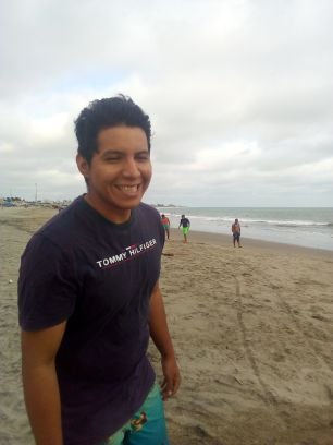 tottiluisar's profile picture. 