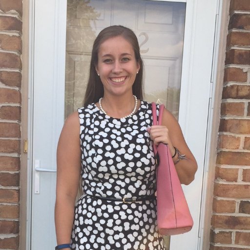 Kindergarten teacher in Pennsylvania who loves all things Disney!