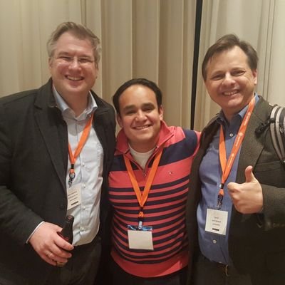 Customer Success Manager en Rapidminer, ciéntifico de datos, amante de la transforamción de datos en conocimiento.