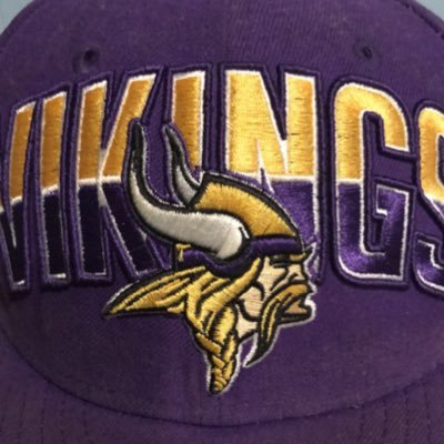 just a nerd that likes the Vikings and Yankees  https://t.co/hmP6krklma