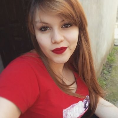 carlottaluna17's profile picture. #RiverPlate #Mivida ⚬❤⚬
•Lo bueno tarda en llegar, Por que lo fácil viene, fácil se va ⏳💎🎀 (🌜)
•El que no me trague que se ahogue 
#SiempreSoriendo 👄