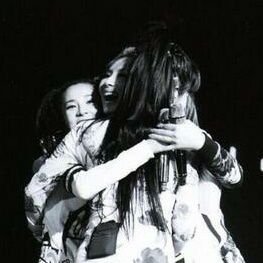 ilove2ne1girls